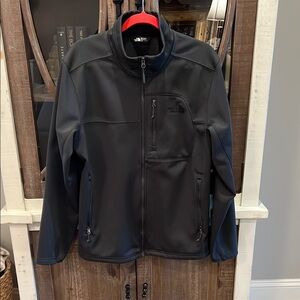 The North Face Men's Black Softshell Jacket